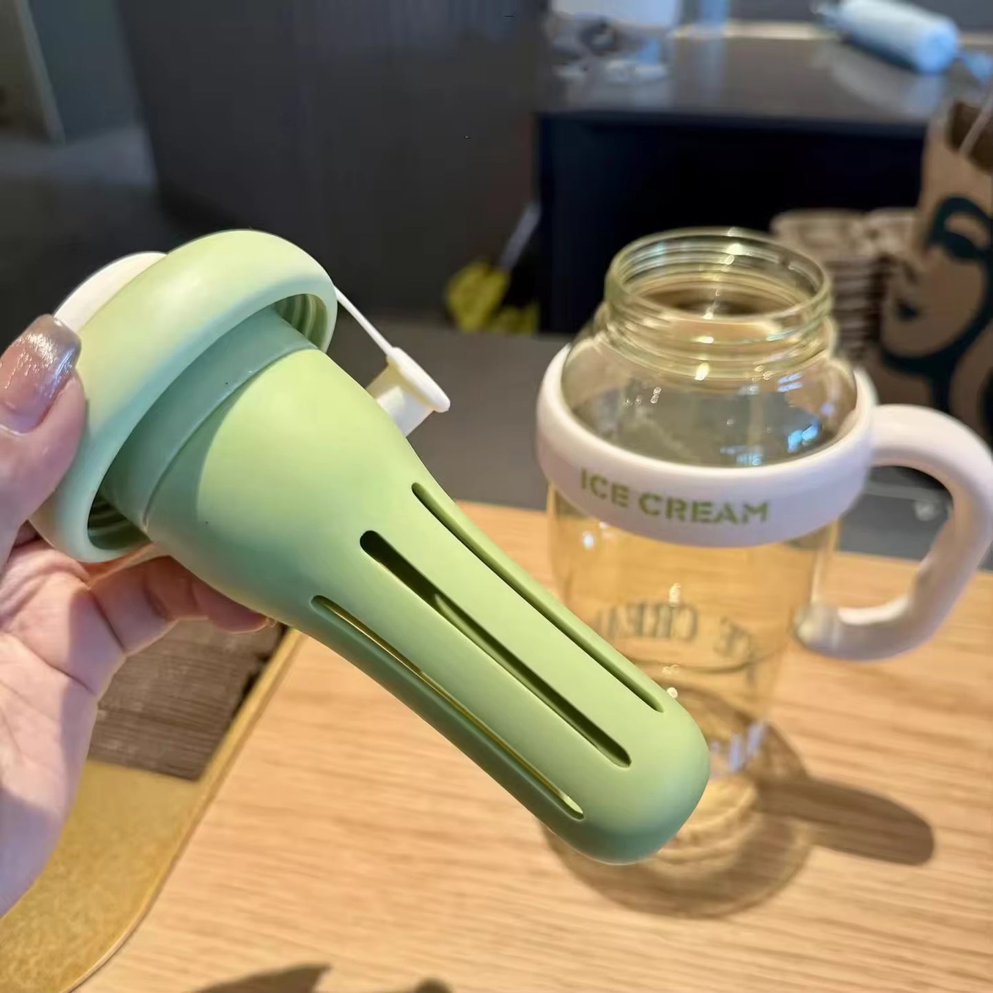 Icecream waterbottle